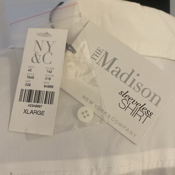 White Sleeveless cotton stretch blouse with ruffled front - Picture 3 of 4